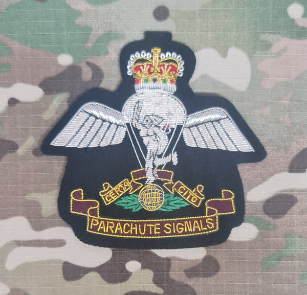 216 Parachute Signal Squadron (EIIR) Hand Embroidered Wire Bullion Blazer Badge