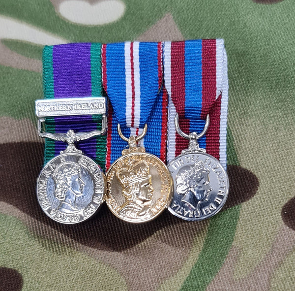 Court Mounting Medals (Full Size & Miniature)